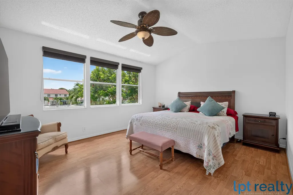229 E Bayridge Drive Weston FL 33326