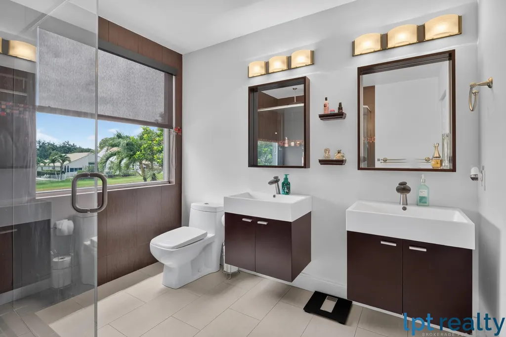 229 E Bayridge Drive Weston FL 33326