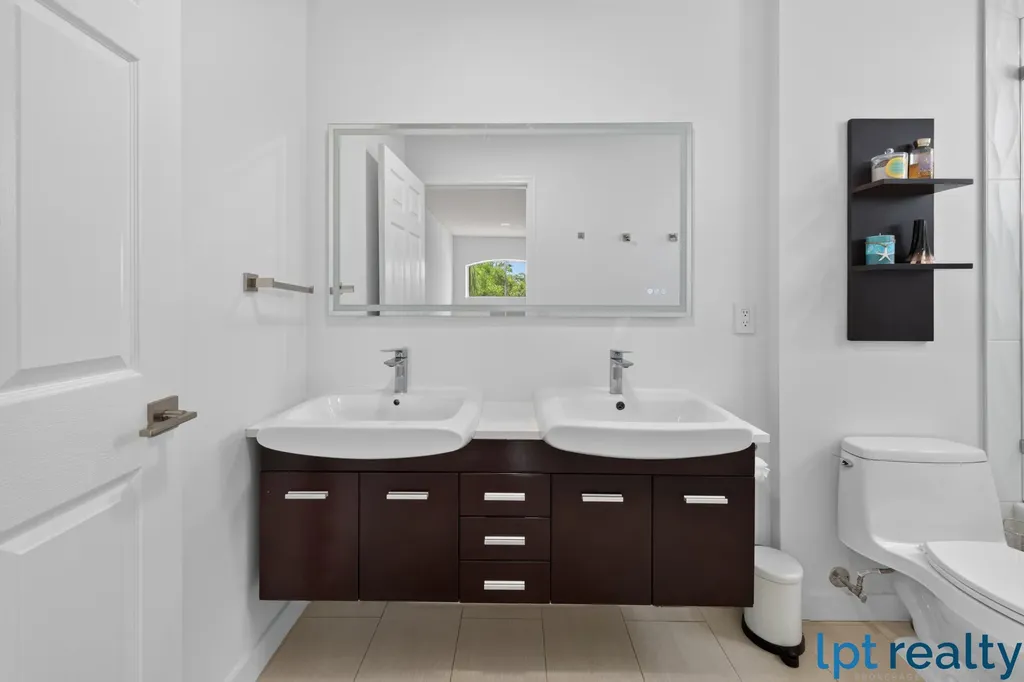 229 E Bayridge Drive Weston FL 33326