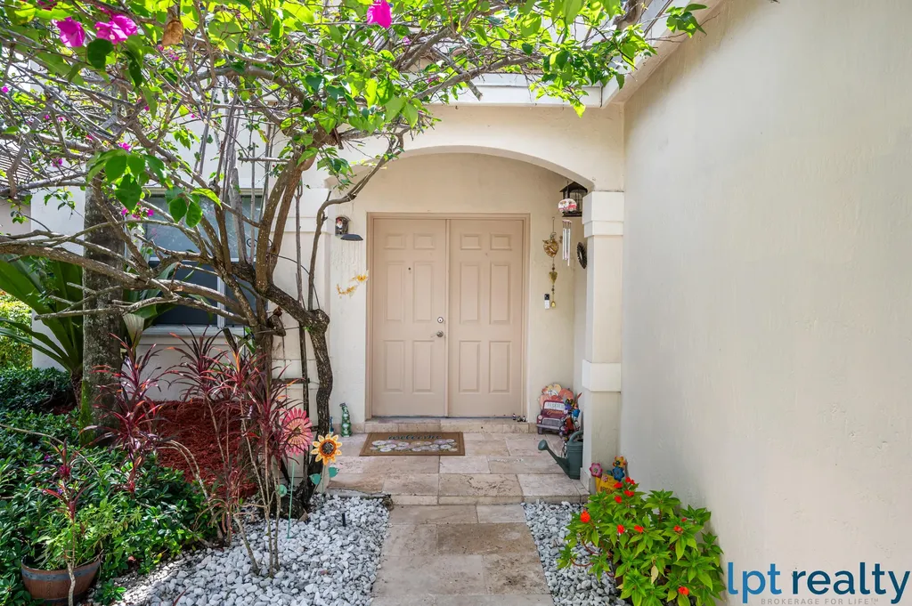 229 E Bayridge Drive Weston FL 33326