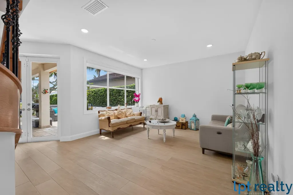 229 E Bayridge Drive Weston FL 33326