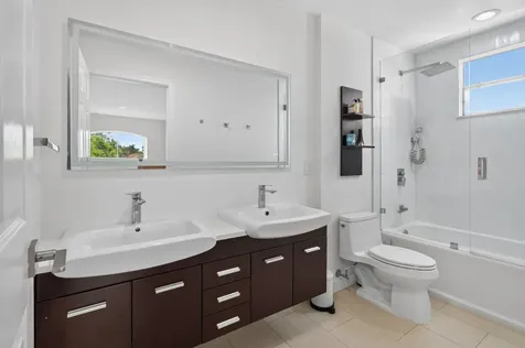 229 E Bayridge Drive Weston FL 33326