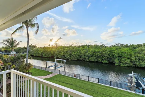 8565 SE Palm Street Hobe Sound FL 33455