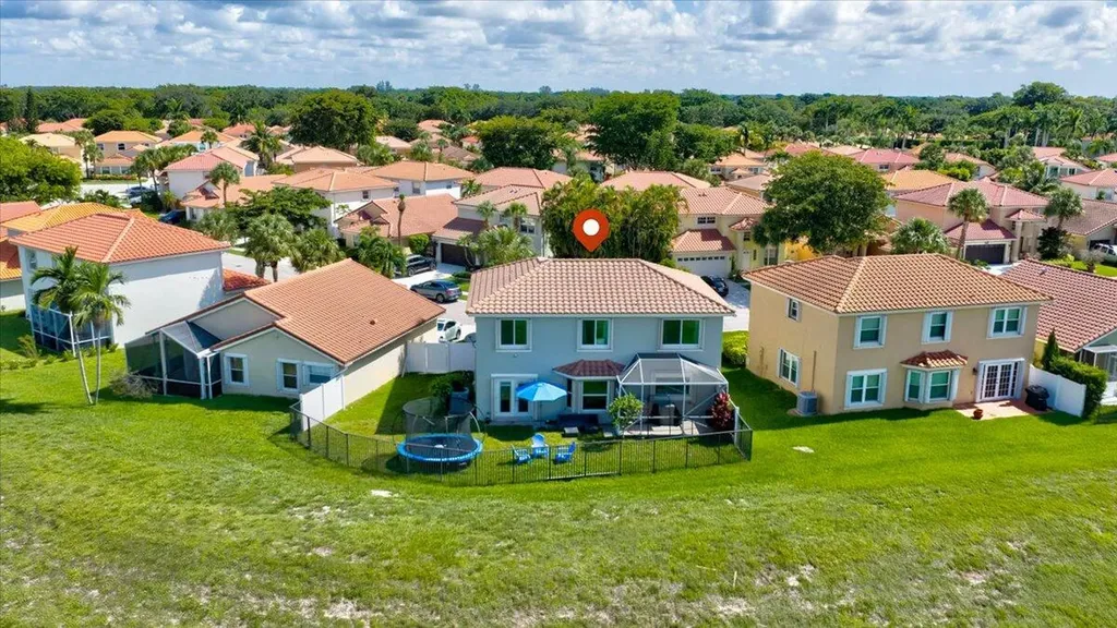 10712 Oak Lake Way Boca Raton FL 33498