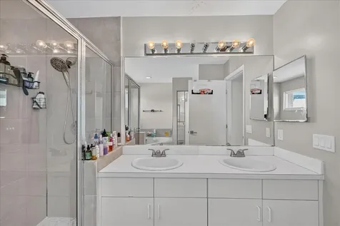 10712 Oak Lake Way Boca Raton FL 33498
