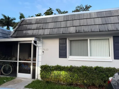 7610 NW 73rd Terrace Tamarac FL 33321
