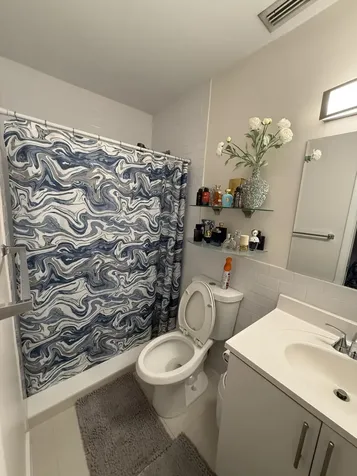 7610 NW 73rd Terrace Tamarac FL 33321
