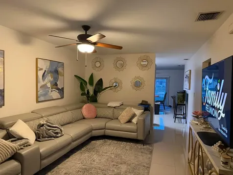 7610 NW 73rd Terrace Tamarac FL 33321