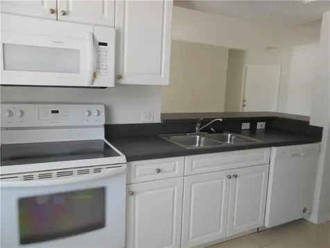 9620 NW 2nd Street Pembroke Pines FL 33024