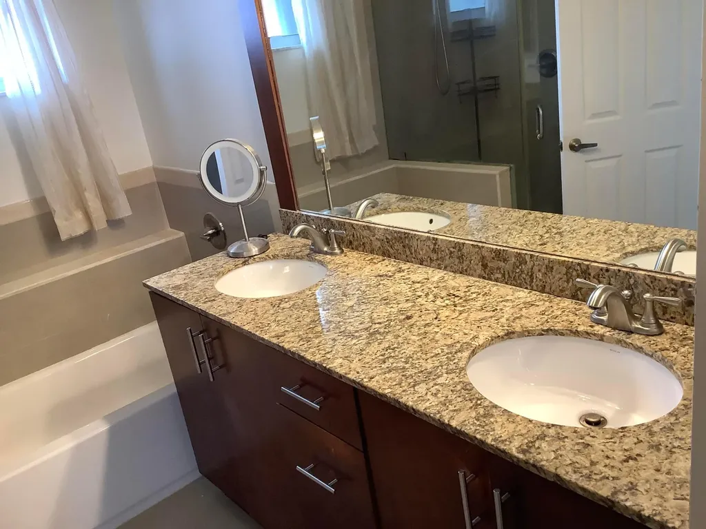 7330 NW 1st Place Plantation FL 33317