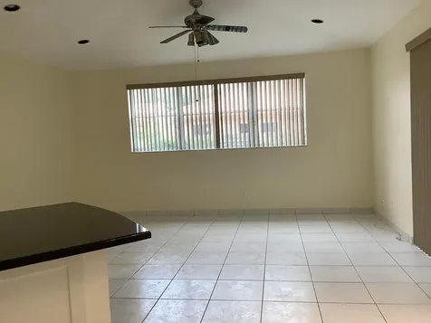 7330 NW 1st Place Plantation FL 33317