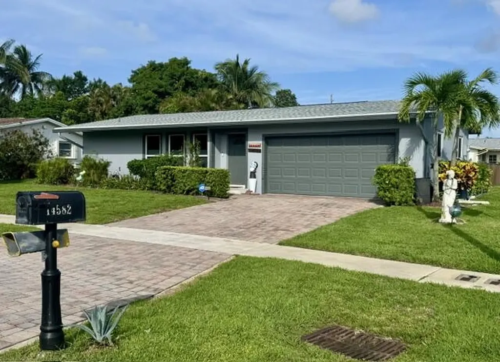14582 Sunny Waters Lane Delray Beach FL 33484