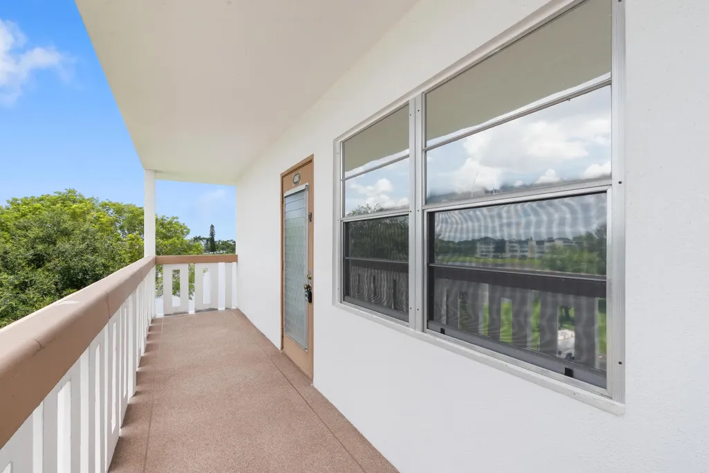 4060 Cornwall C Boca Raton FL 33434