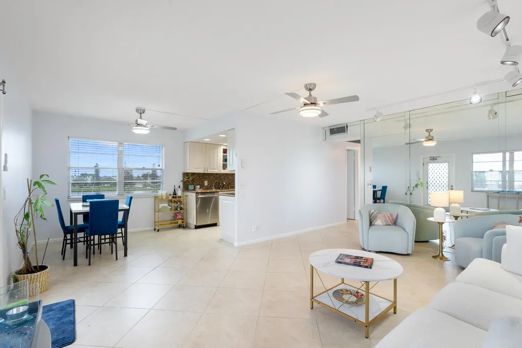 4060 Cornwall C Boca Raton FL 33434