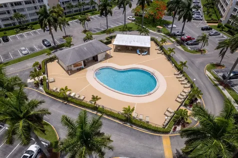 4060 Cornwall C Boca Raton FL 33434