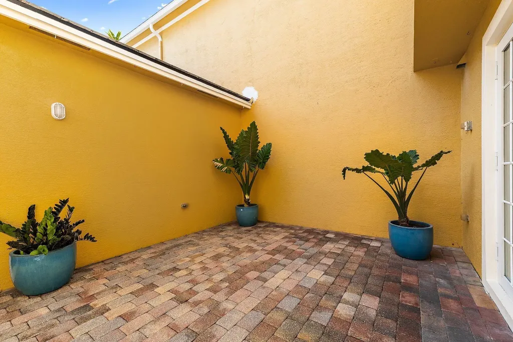 150 Lismore Lane Jupiter FL 33458