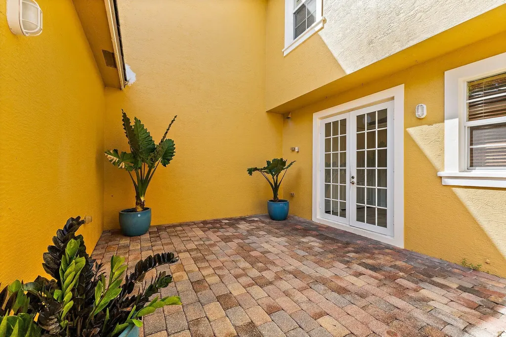 150 Lismore Lane Jupiter FL 33458