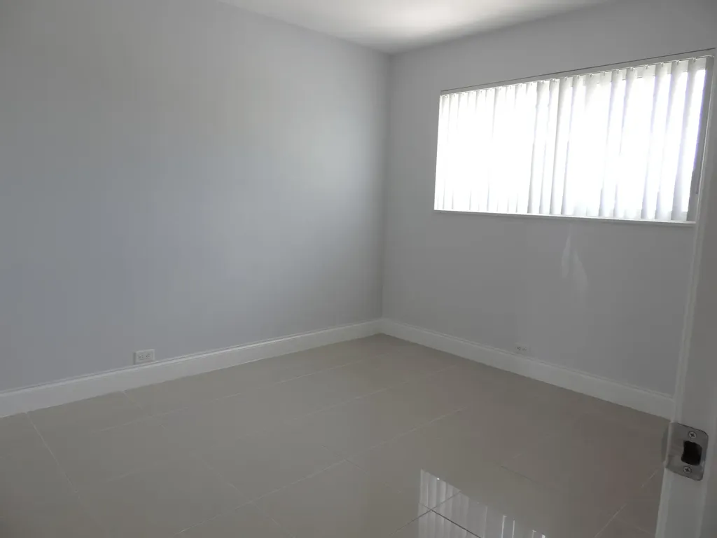 915 SE 22nd Avenue Pompano Beach FL 33062