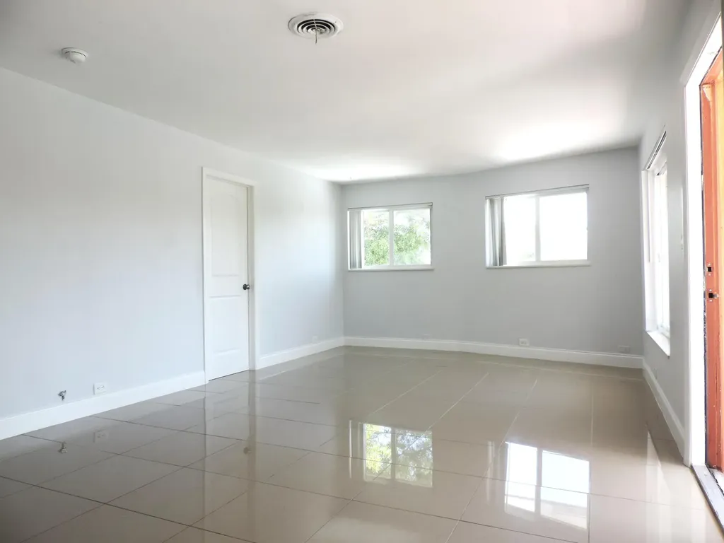 915 SE 22nd Avenue Pompano Beach FL 33062