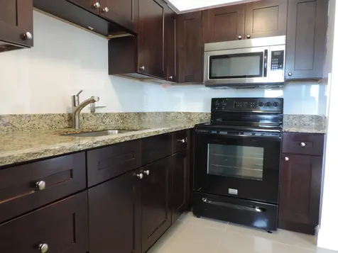 915 SE 22nd Avenue Pompano Beach FL 33062