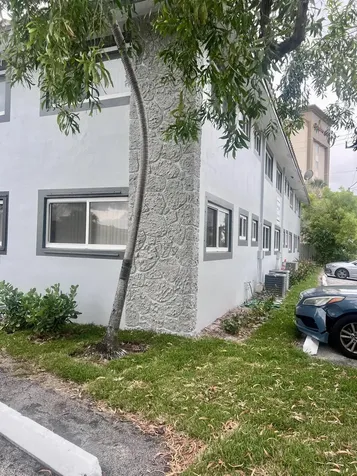 915 SE 22nd Avenue Pompano Beach FL 33062