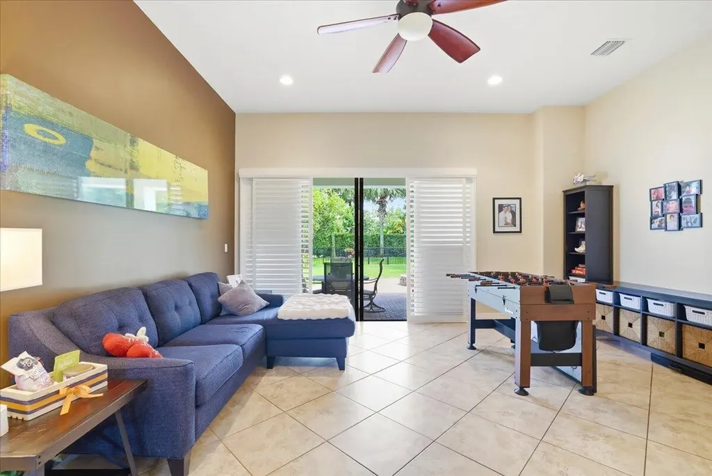 6370 Vireo Court Lake Worth FL 33463