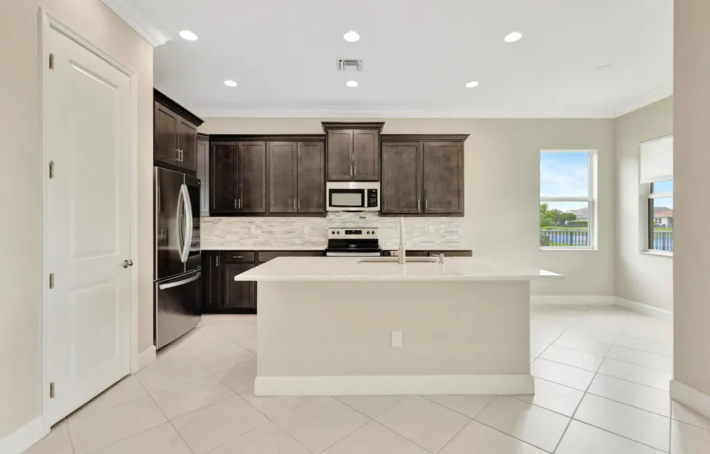 15684 Goldfinch Circle The Acreage FL 33470