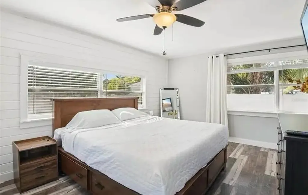 4220 SW 13th Street Miami FL 33134