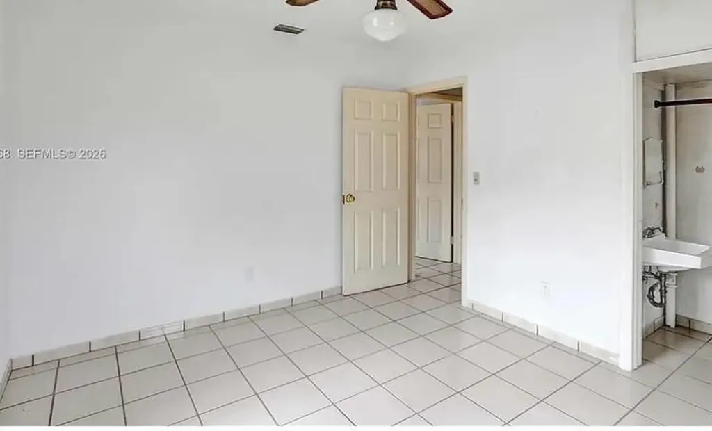 831 NW 21st Court Miami FL 33125