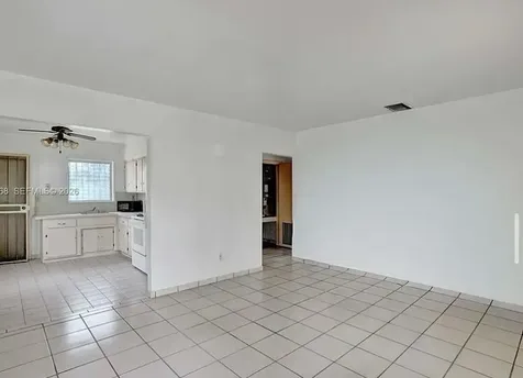 831 NW 21st Court Miami FL 33125