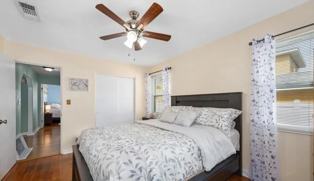 336 Seaview Avenue Daytona Beach FL 32118