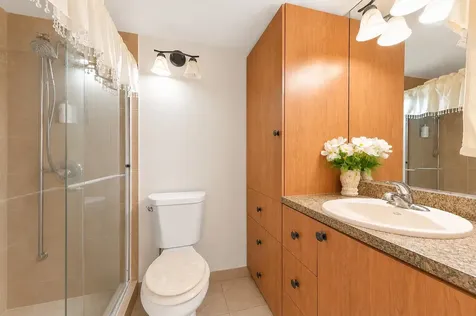 1069 Cornwall D Boca Raton FL 33434