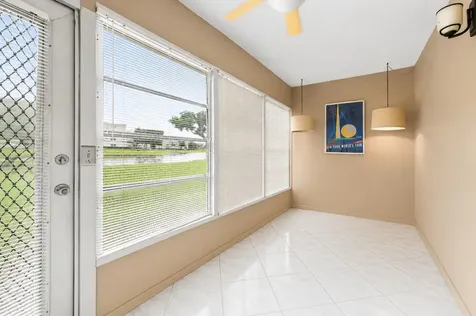 1069 Cornwall D Boca Raton FL 33434