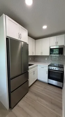 5168 NE 6th Avenue Oakland Park FL 33334