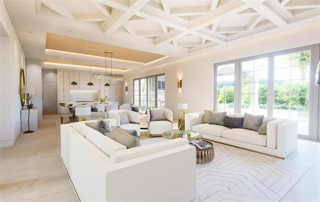 8 NW 24th Street Delray Beach FL 33444