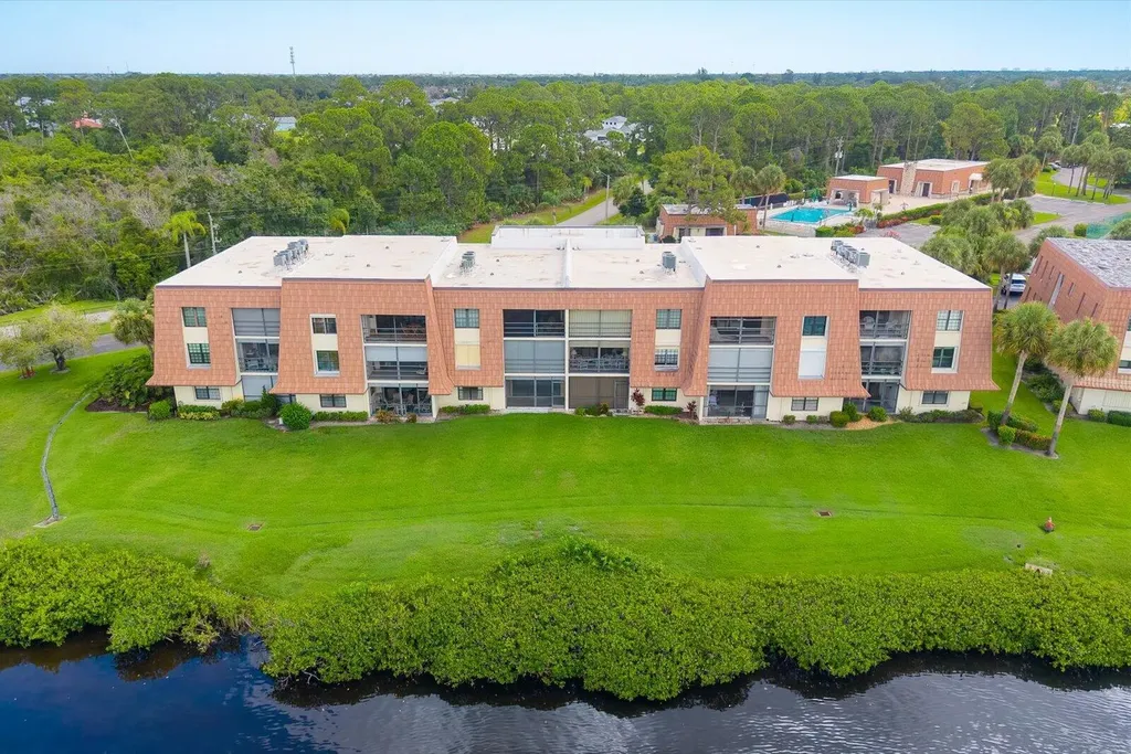 3100 SE Pruitt Road Port St Lucie FL 34952