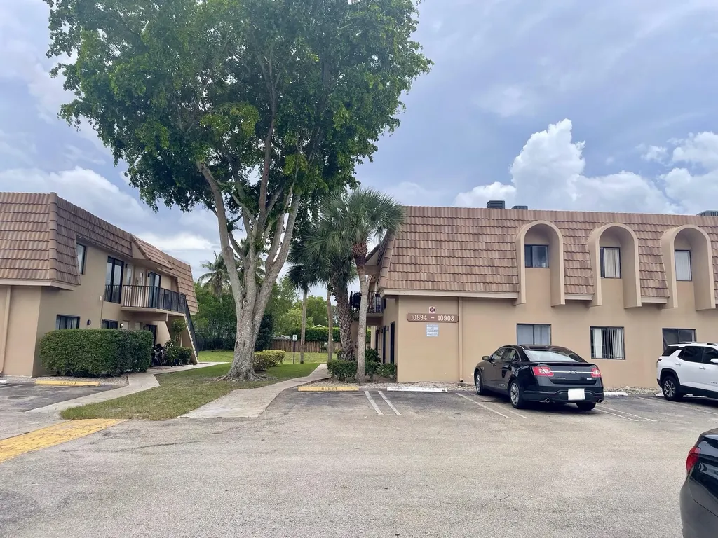 10898 Royal Palm Boulevard Coral Springs FL 33065