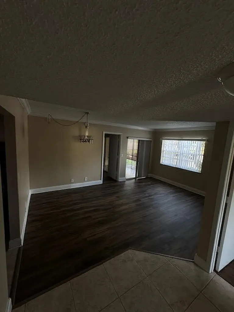 1536 SE Royal Green Circle Port St Lucie FL 34952