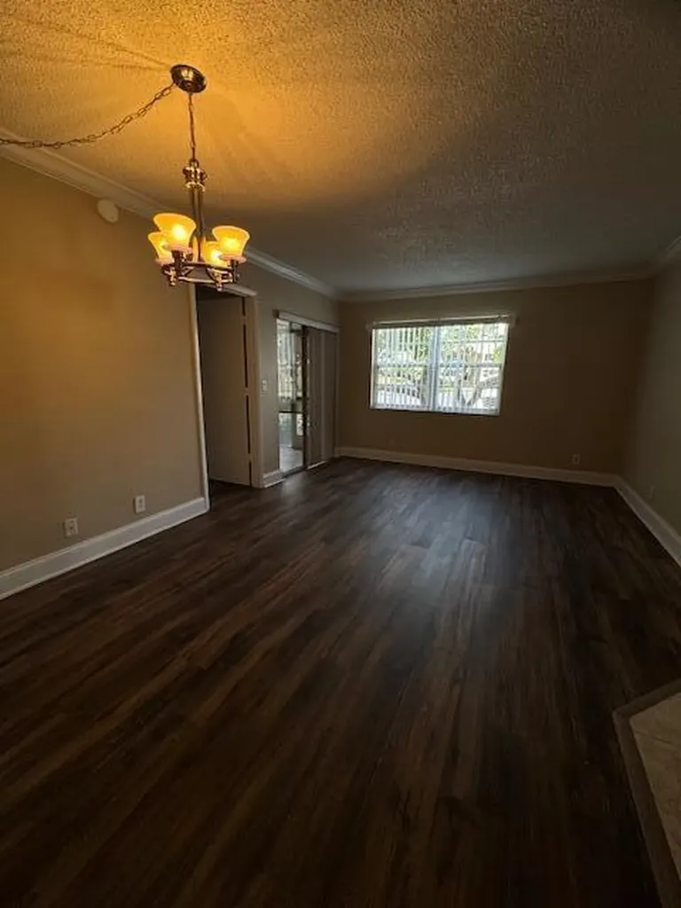 1536 SE Royal Green Circle Port St Lucie FL 34952