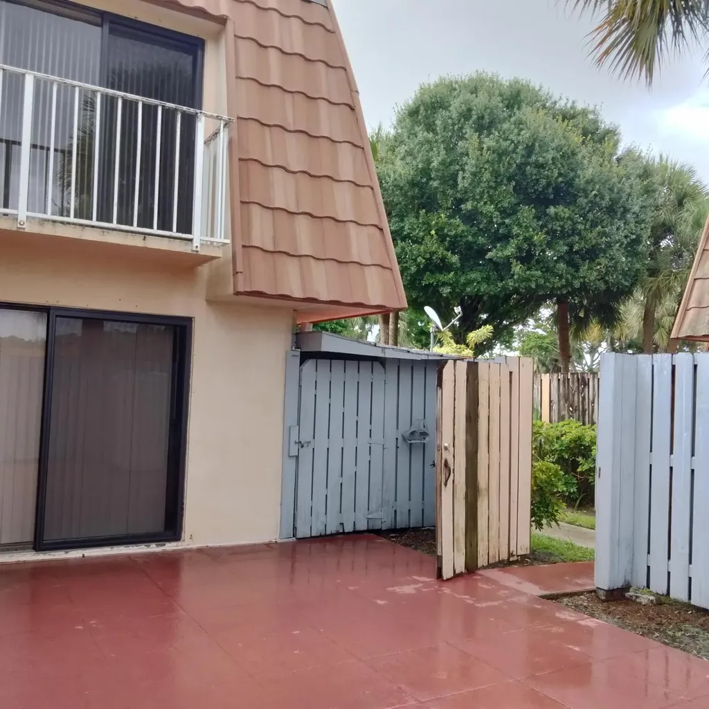 729 Mill Valley Place West Palm Beach FL 33409