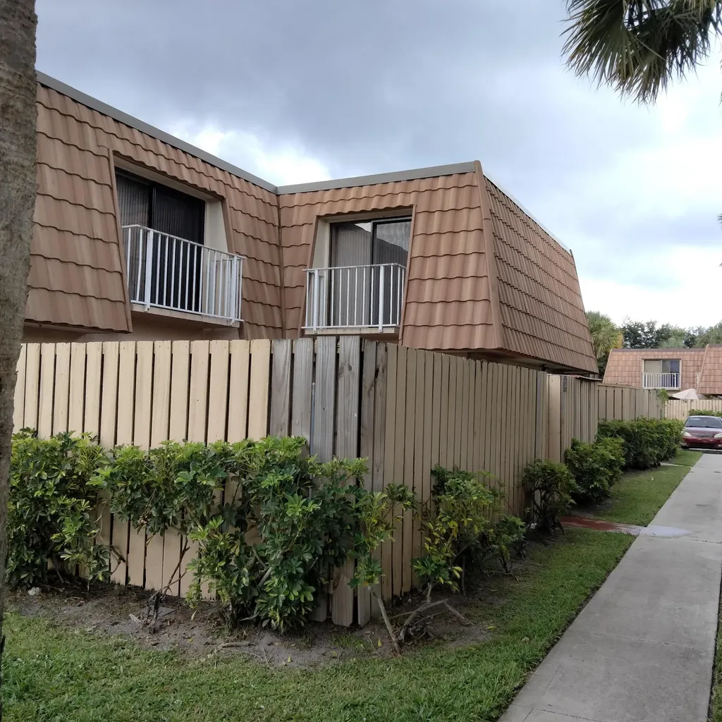 729 Mill Valley Place West Palm Beach FL 33409