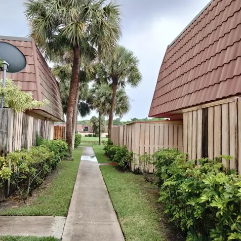 729 Mill Valley Place West Palm Beach FL 33409