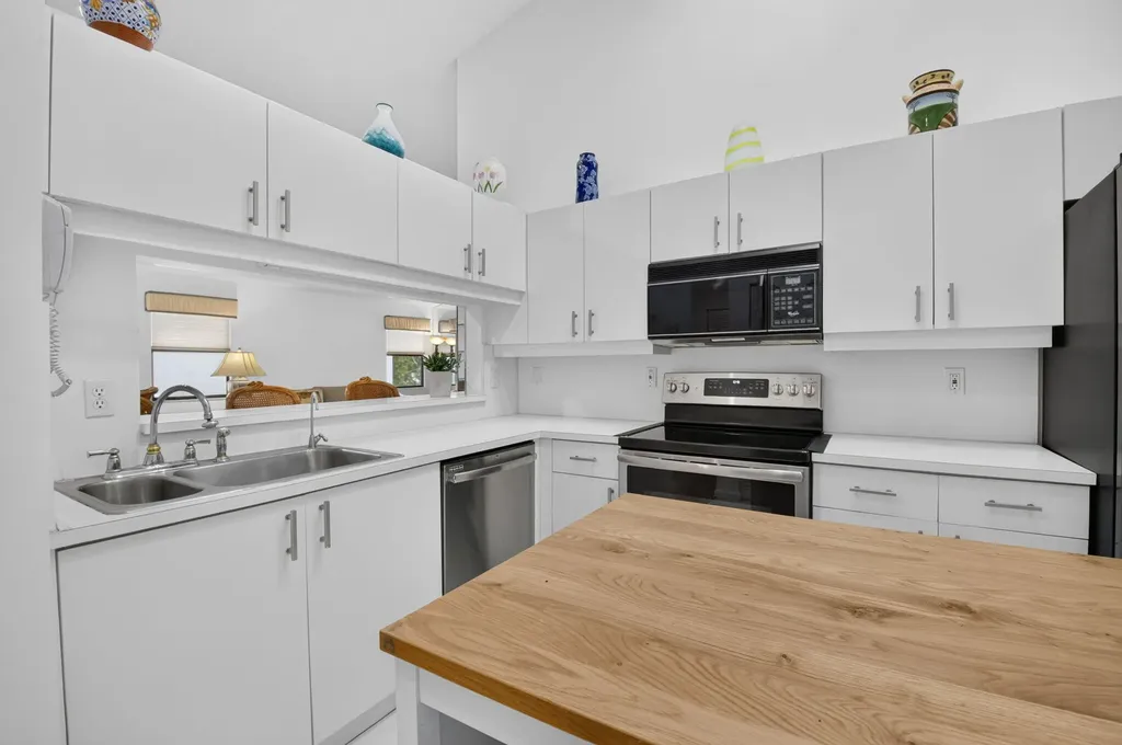 10039 53rd Way S Boynton Beach FL 33437