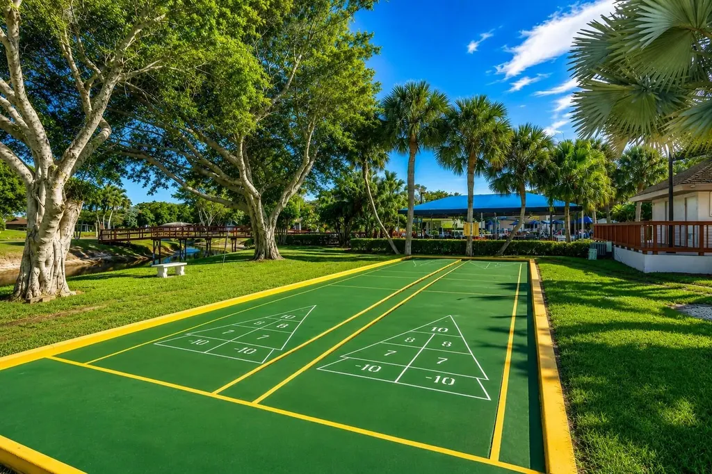 10039 53rd Way S Boynton Beach FL 33437