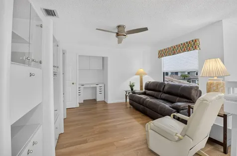 10039 53rd Way S Boynton Beach FL 33437
