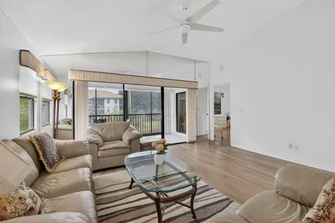 10039 53rd Way S Boynton Beach FL 33437