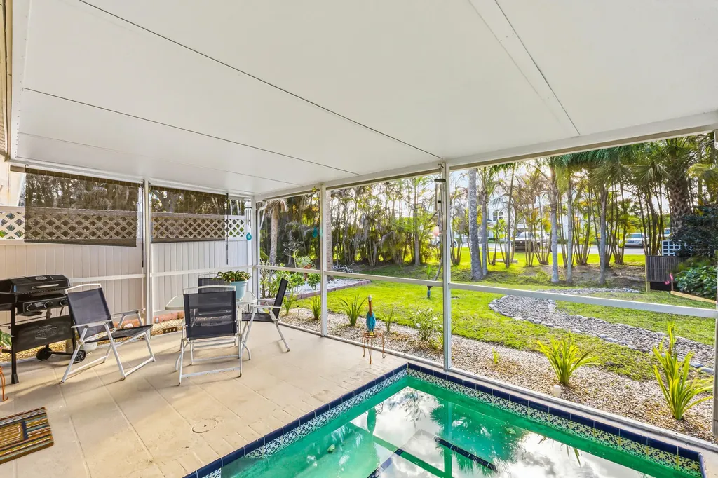 1866 Sixty Oaks Lane Vero Beach FL 32966