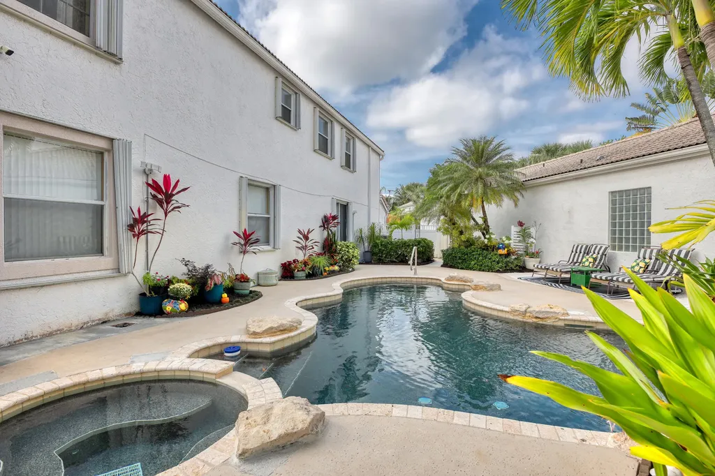 2070 Chagall Circle West Palm Beach FL 33409