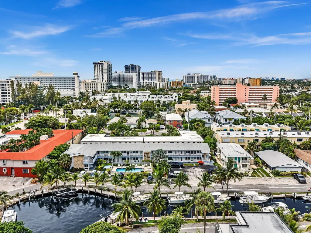 3232 Canal Drive Pompano Beach FL 33062