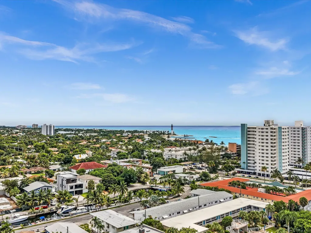 3232 Canal Drive Pompano Beach FL 33062